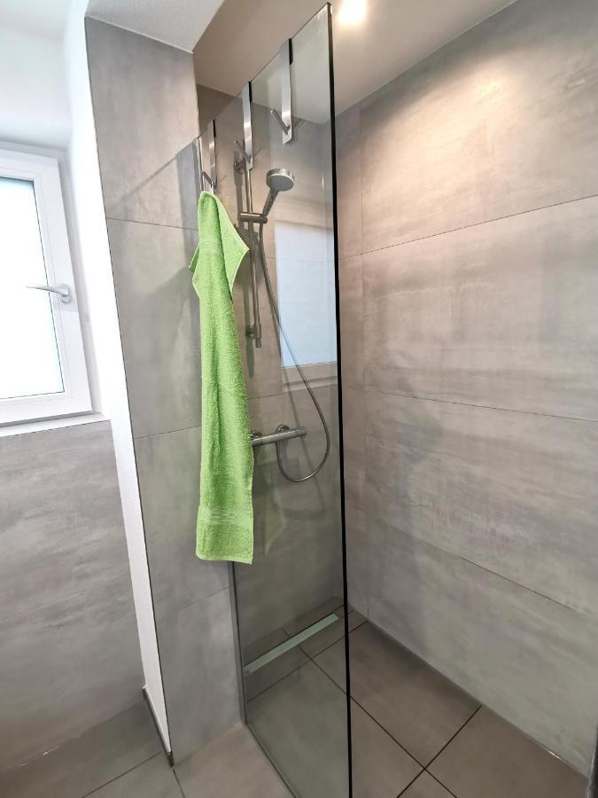 Moderne Ferienwohnung Gartenblick Amtzell Bagian luar foto