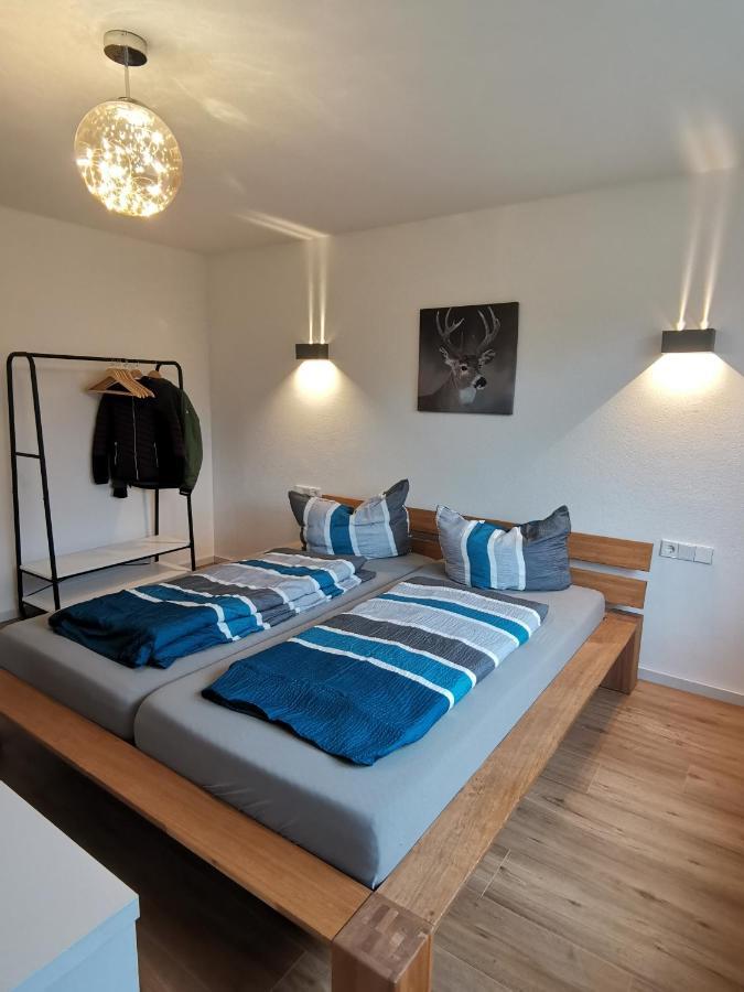 Moderne Ferienwohnung Gartenblick Amtzell Bagian luar foto
