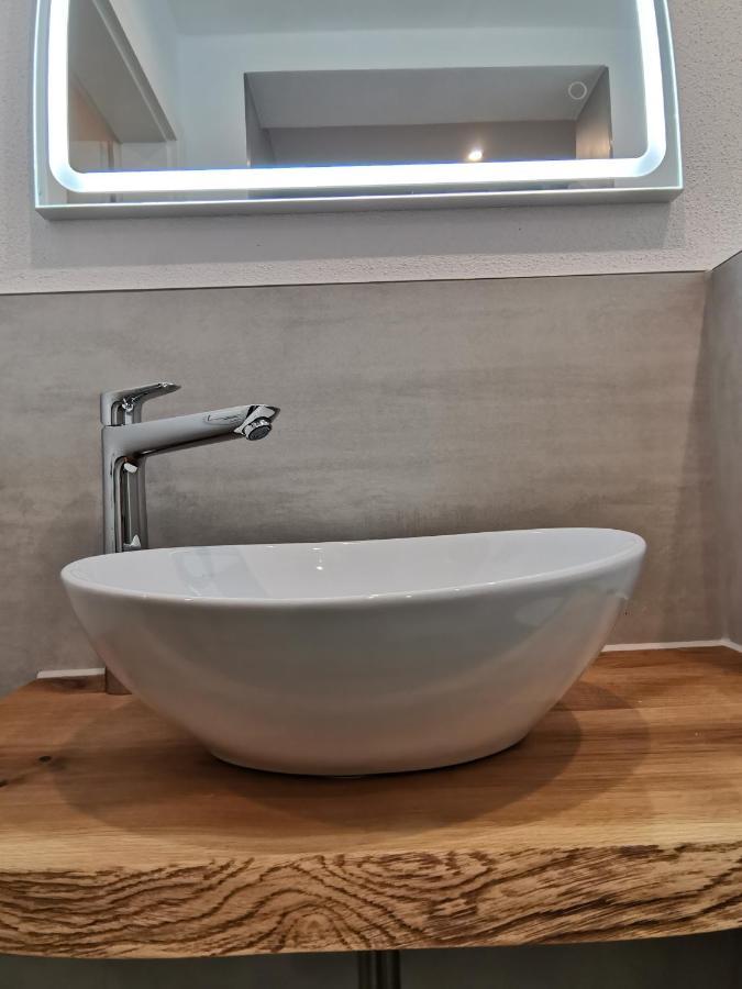Moderne Ferienwohnung Gartenblick Amtzell Bagian luar foto
